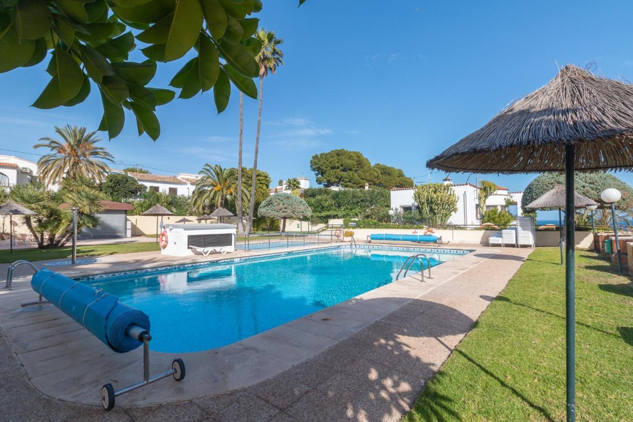 Bungalows Aparto Residence Galetamar Кальпе Экстерьер фото